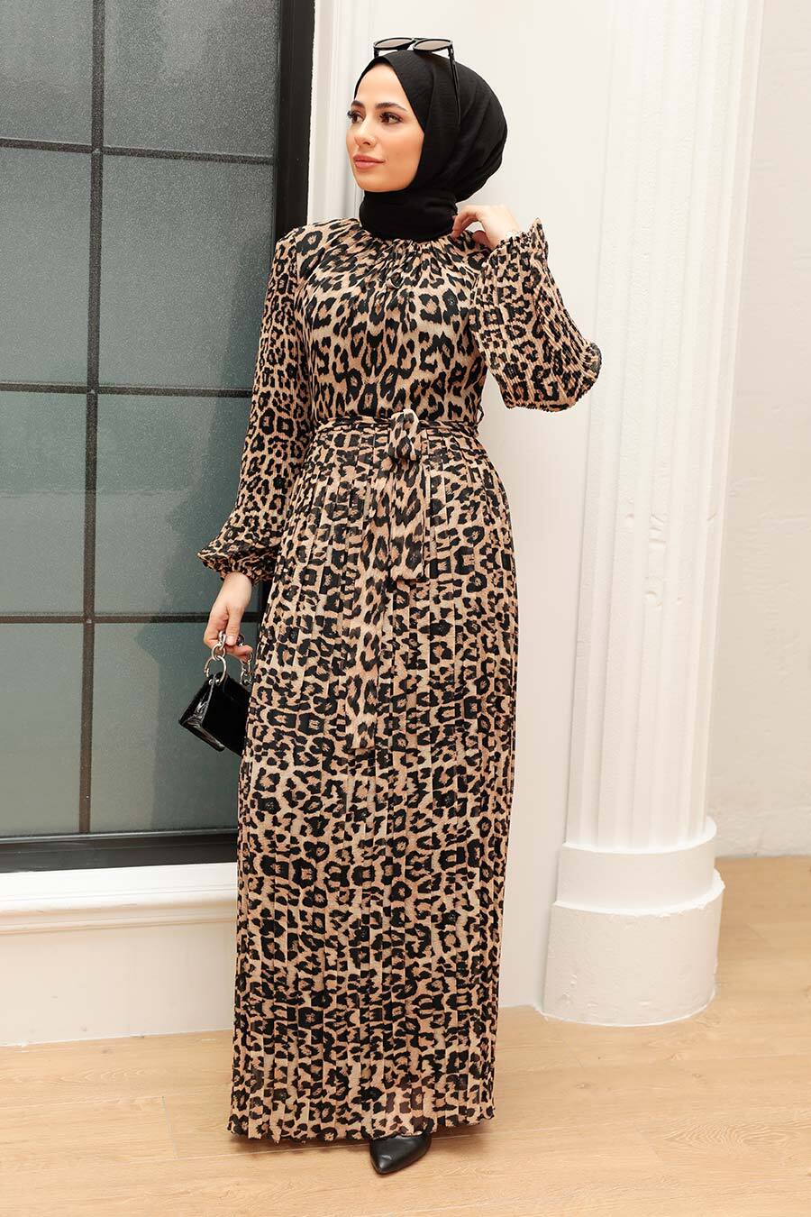 Women's Leopard Pattern Modest Dress